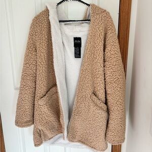 Me Jane Sherpa Sweater, Size Medium
